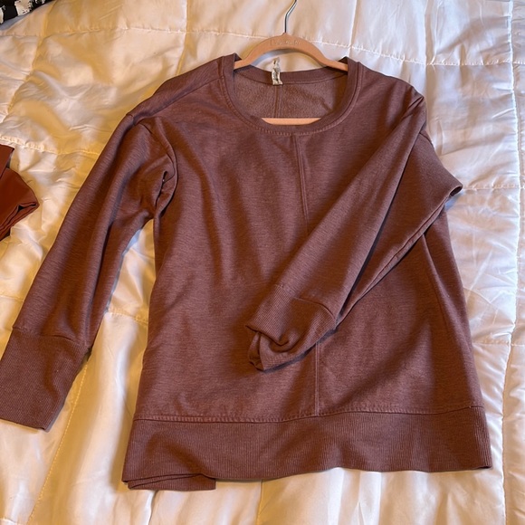 Sweatshirt rose - Picture 1 of 3